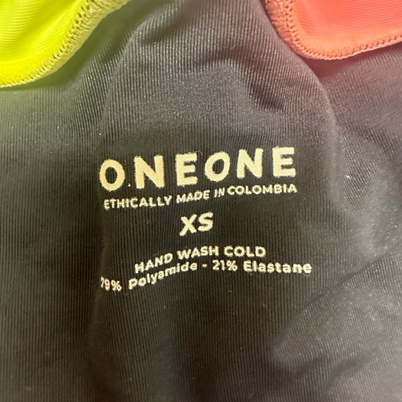 OneOne bikini set 🩷 - Picture 2 of 6